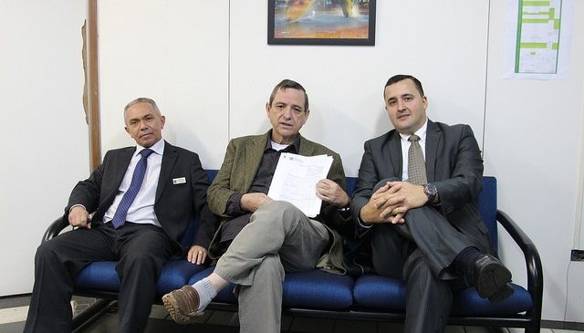 Reinaldo assina acordo para divulgação dos trabalhos legislativos na RTVE