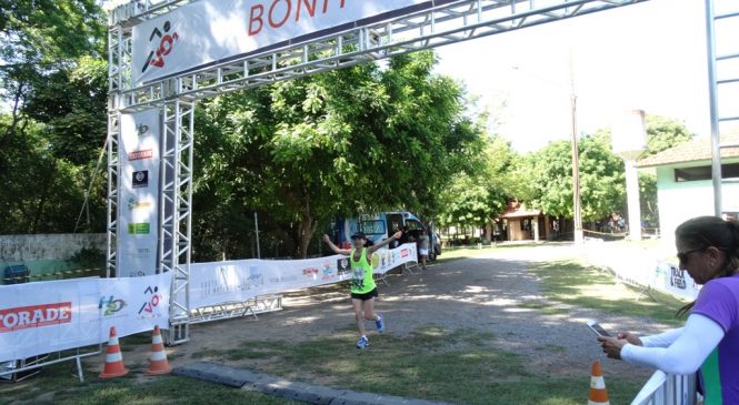Meia maratona de Bonito: competidores reclamam de calor, mas destacam cenário privilegiado